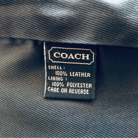 Vintage classic COACH trench coat in black leather - Picture 6 of 9